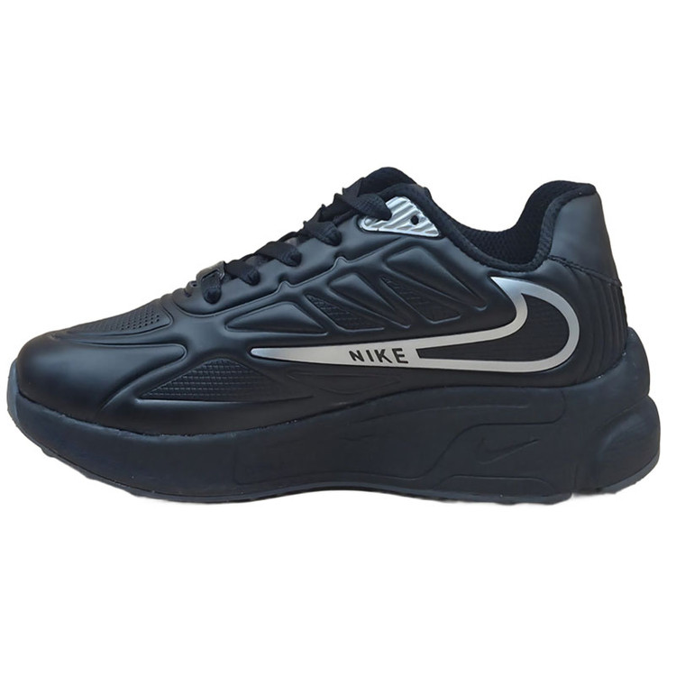 این کفش اسپرت مردانه نایک ایر زوم اسپیریدون (Nike Air Zoom Spiridon)، ترکیبی بینقص از میراث دویدن دهه ۹۰ و طراحی مدرن امروزی است. این مدل که ریشه در سال ۱۹۹۷ دارد، با رنگبندی مشکی و جزئیات نقرهای، ظاهری جسورانه و در عین حال کلاسیک را ارائه میدهد.